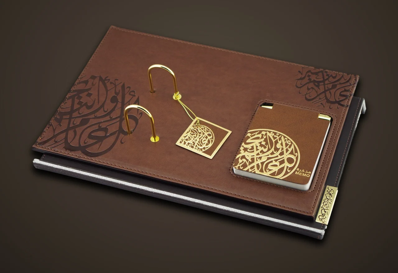 Leather desk calendar with debossed calligraphy, item 81140 · 81142