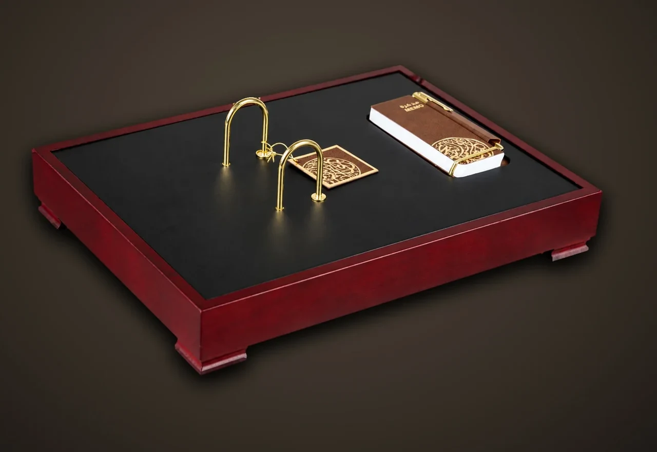 Mahogany-finish box calendar with compartments, item MBX-01
