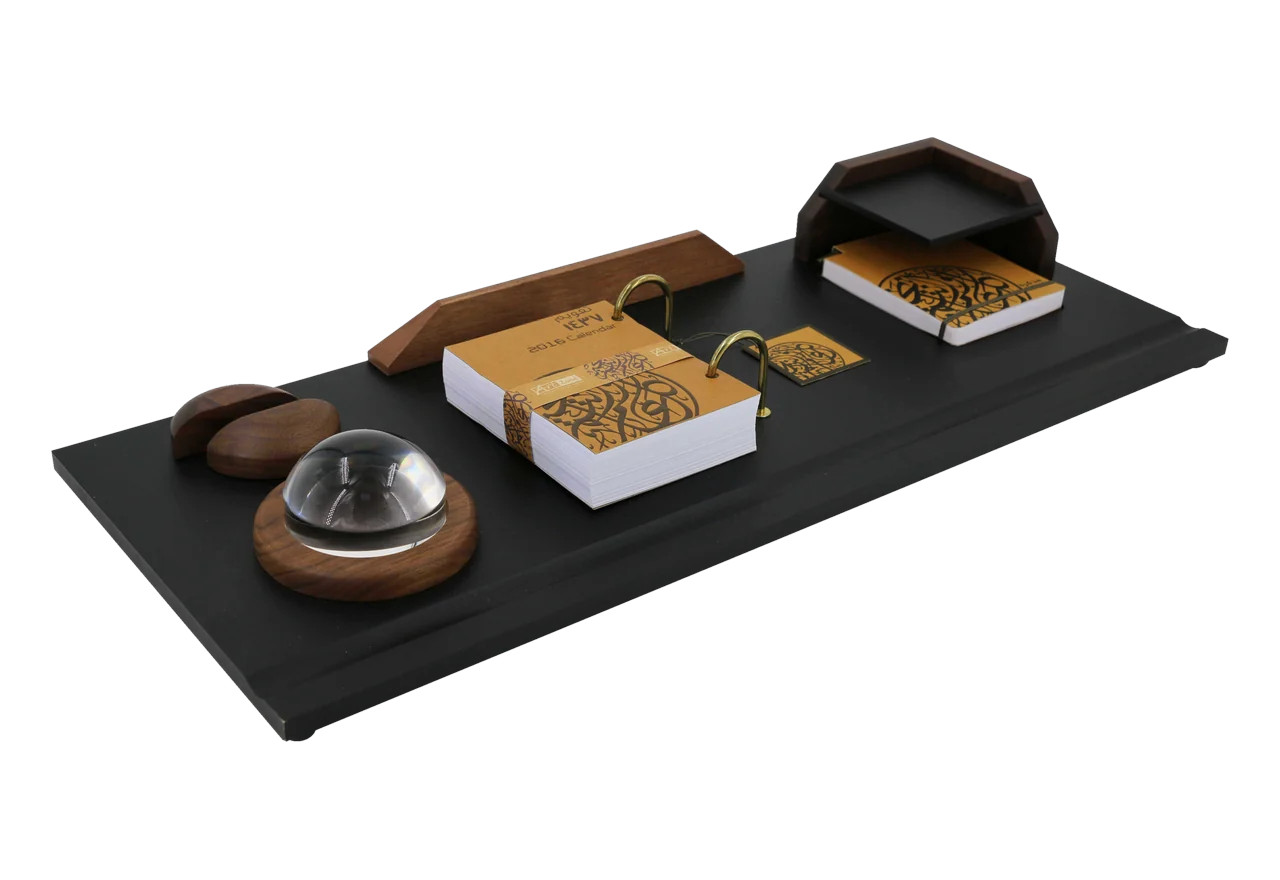 Black and walnut calendar set, royal desk calendar, item 16EC02